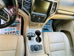 جیپ گراند شیرۆکی